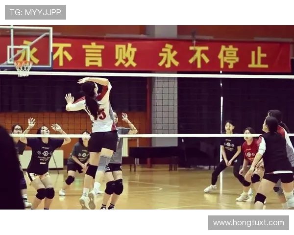 重庆排球队勇闯世界锦标赛的拼搏历程与辉煌瞬间